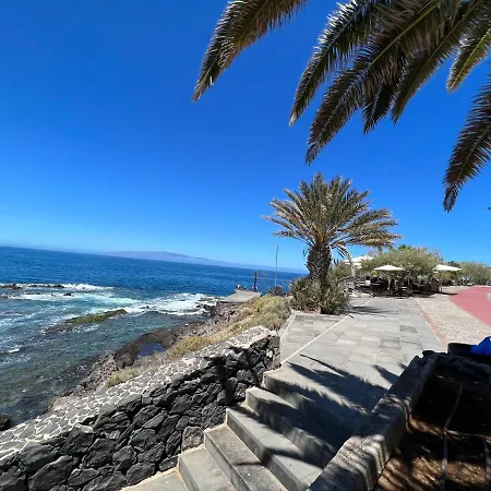 Ground Floor Facing The Sea! Balcony, And Terrace With Sea Views Apartment